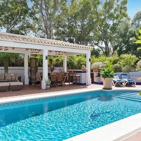 Unique Calahonda Villa